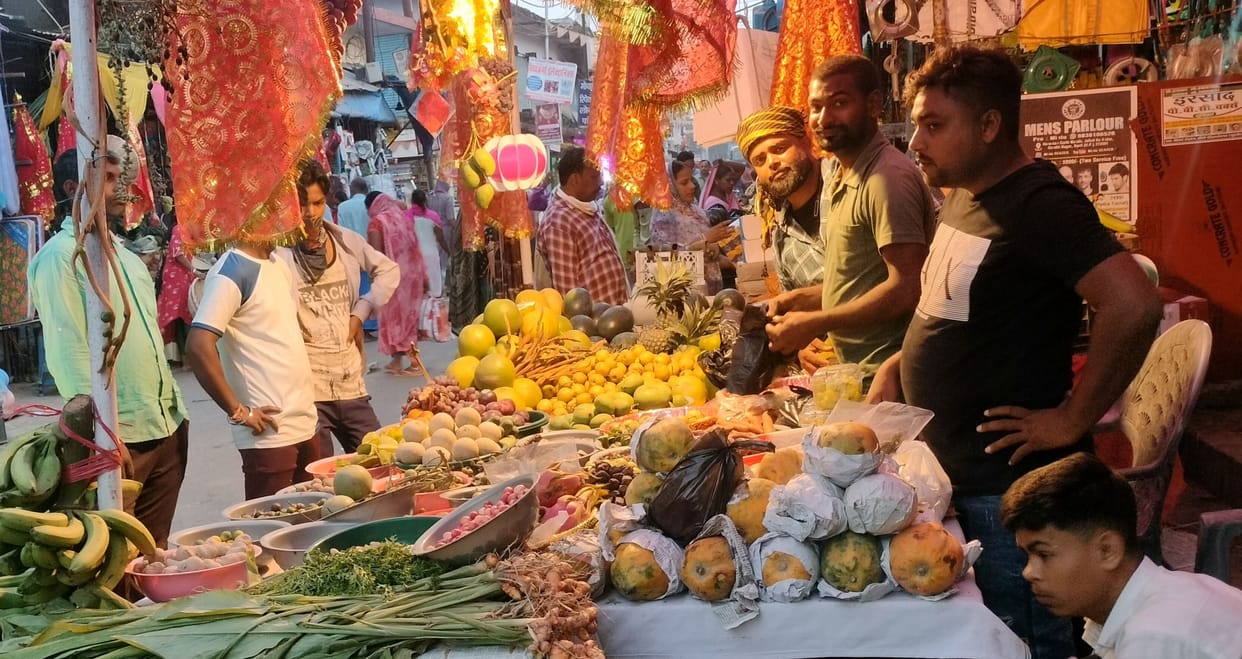 Unseasonal fruits become the center of attraction