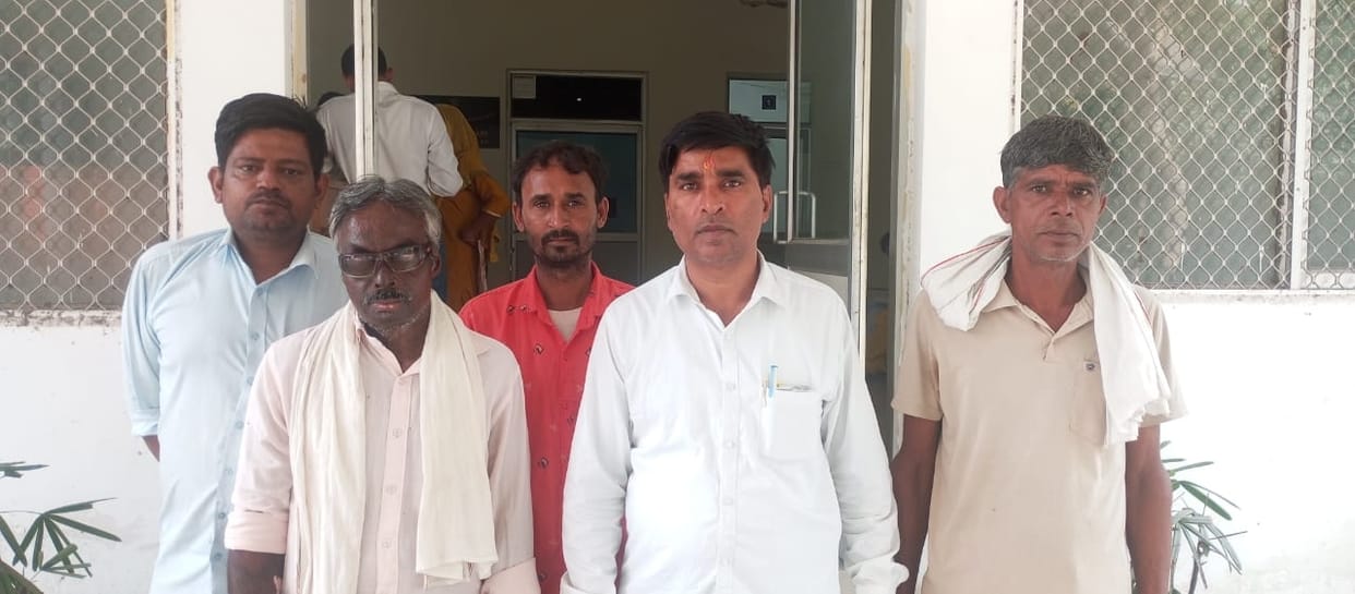 BPL characters demand money for repair of houses from the government