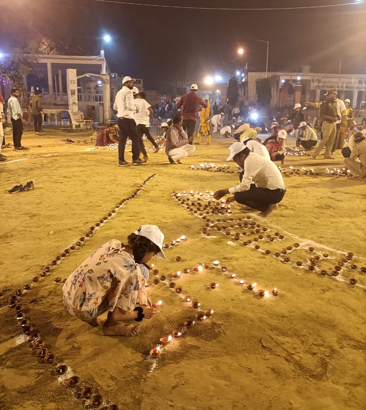 Ganga Utsav celebrated by lighting 2600 lamps at Sitakund Ghat