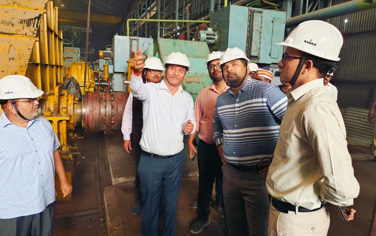 DM did a surprise inspection of Hargaon sugar mill and took complete details.