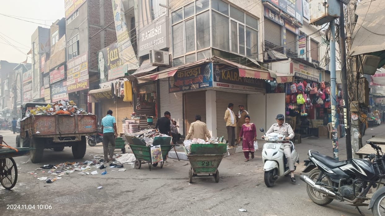 Municipal Council launched cleanliness campaign in the city, collected 200 metric tons of garbage