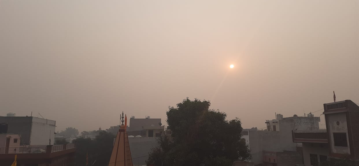 Air pollution increased again, sunlight came out after ten in the morning