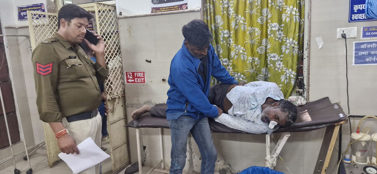 Damoh Dispute with wife, husband consumed poison with daughter, daughter died, father's condition critical