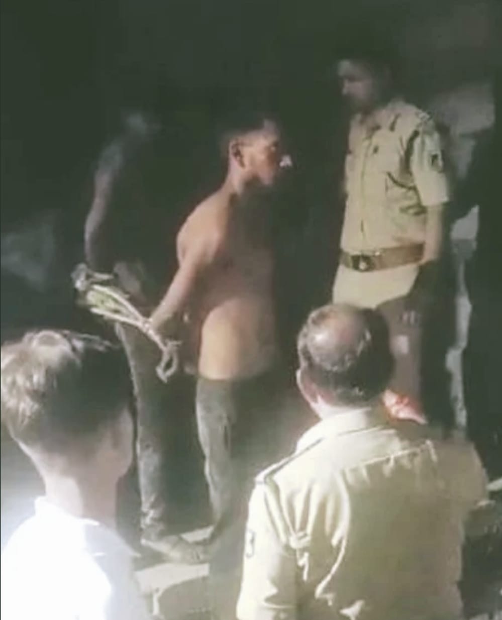 ujjain News Tractor overturned after colliding with dumper, villagers set the dumper on fire