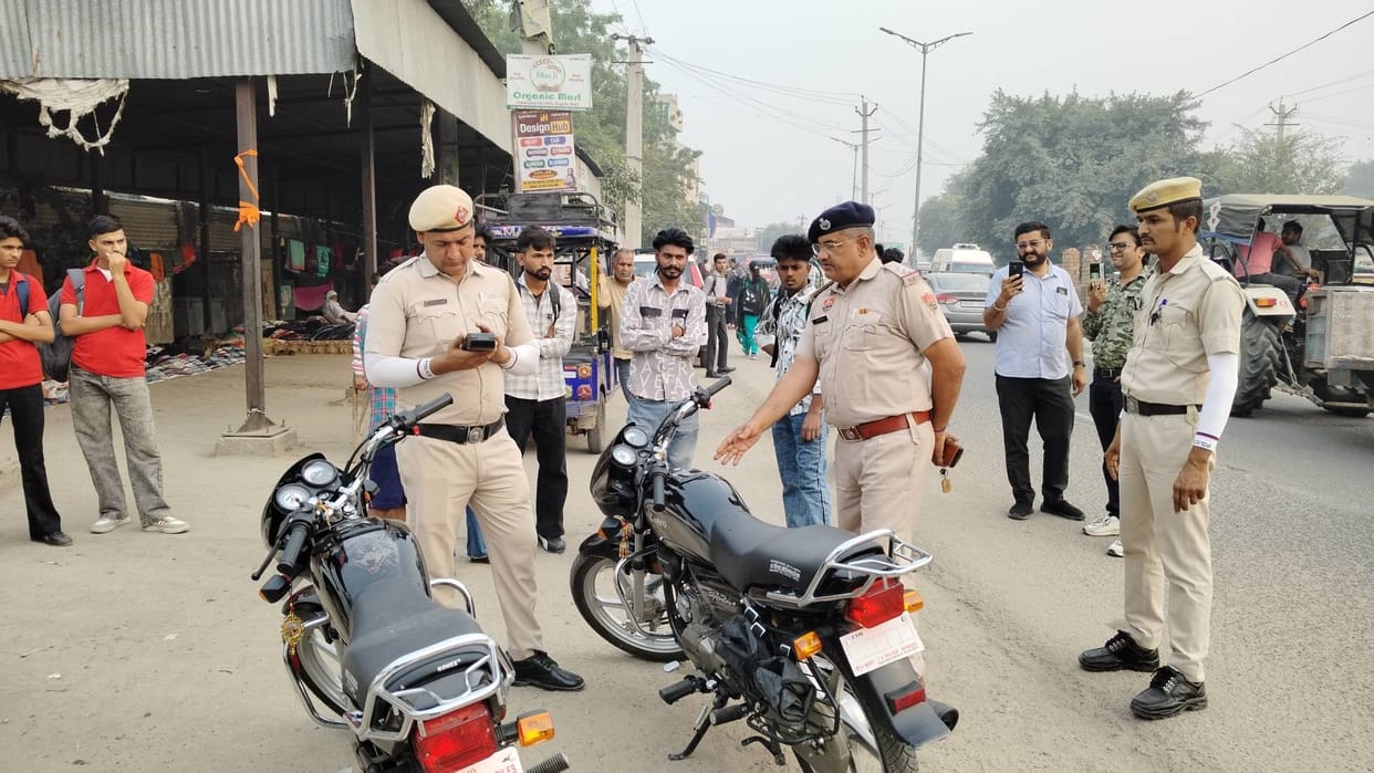 Police issued challans to 49 vehicles breaking rules without number plates