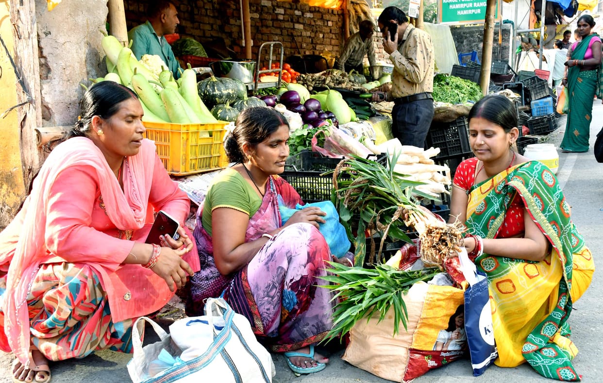 Migrants did a lot of shopping on Chhath festival