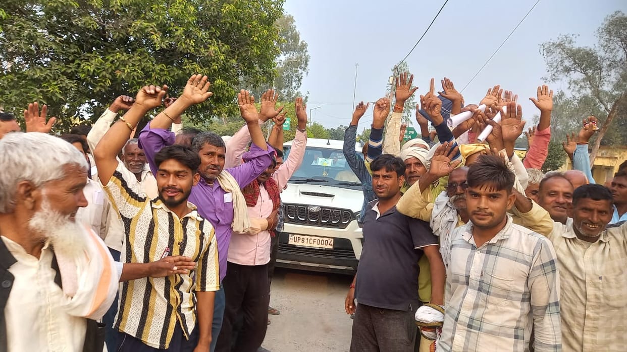 Block chief surrounded for not getting DAP