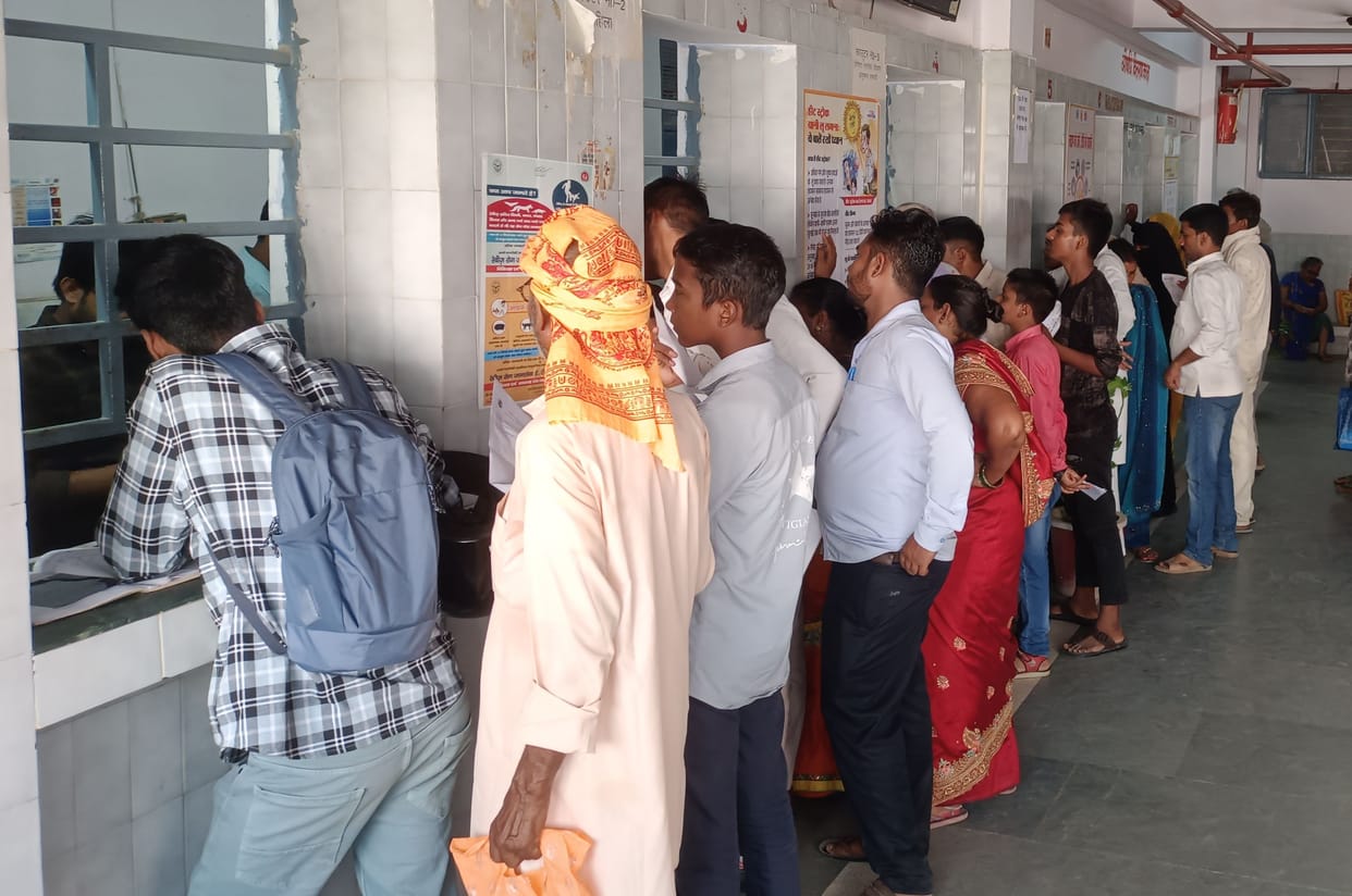 Medicines stored inside, sick people forced to buy from outside