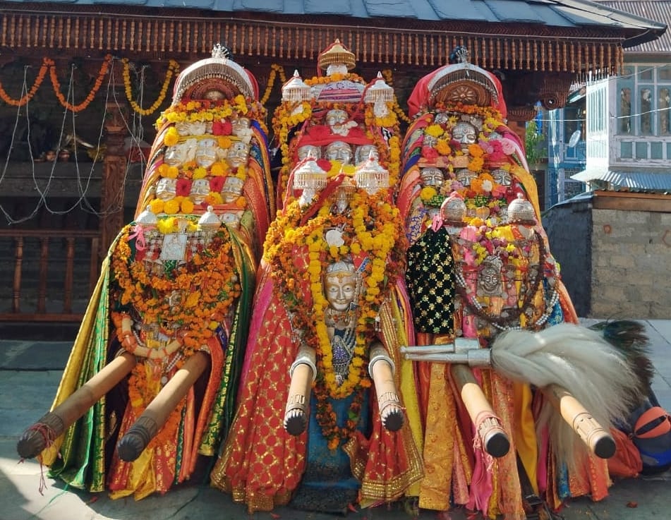 Flag brought with musical instruments for temple consecration