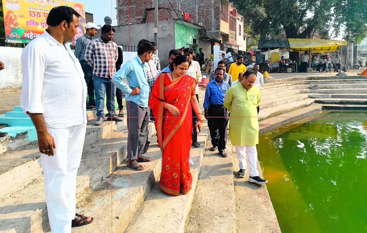 Municipality Chairman saw the arrangements of Amhat Ghat