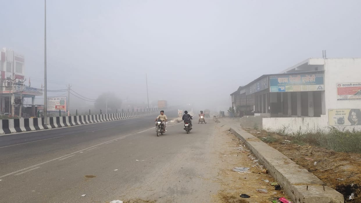 Smog prevailed during night and morning, AQI reached 180