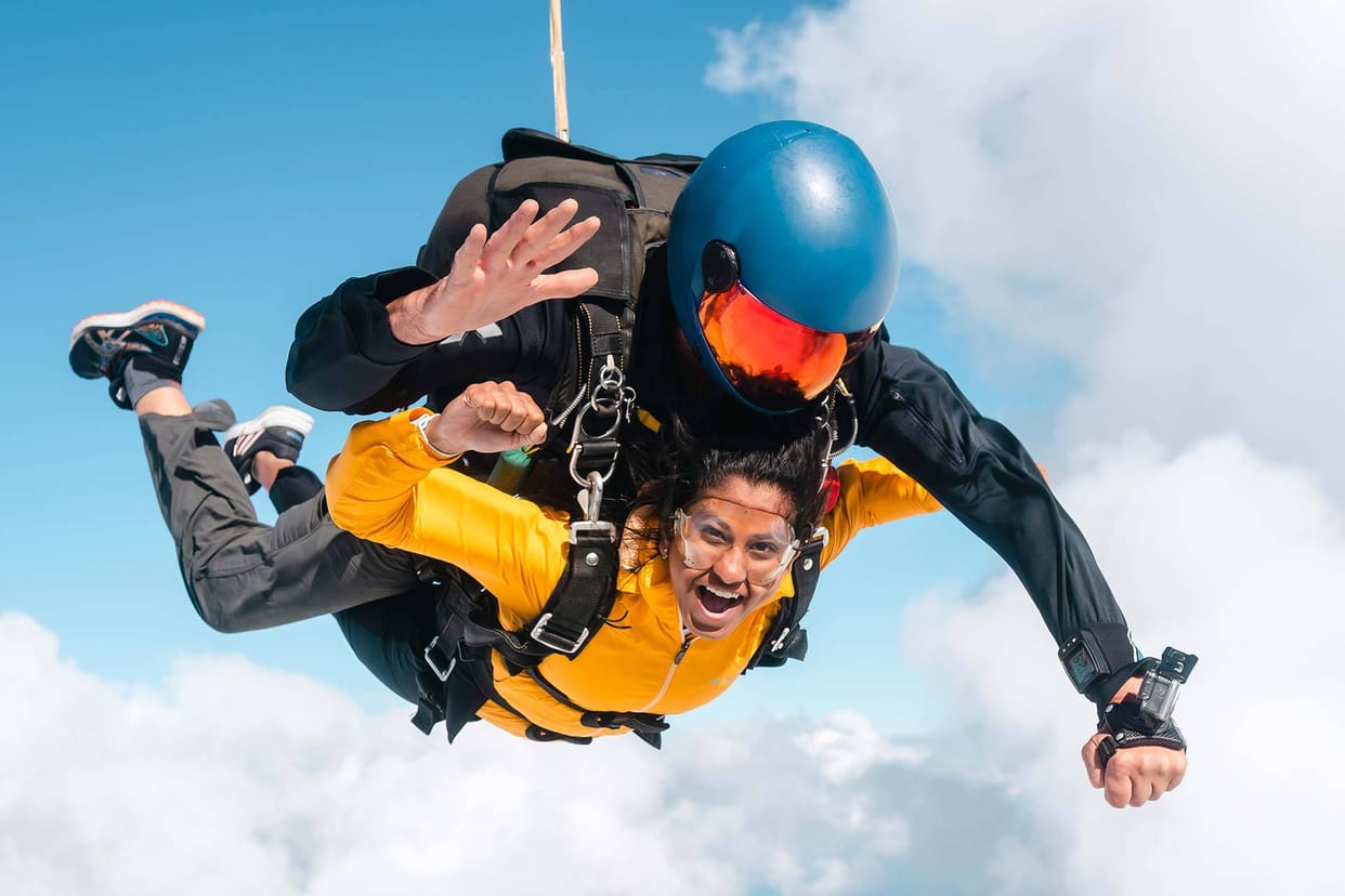Sky diving festival in Ujjain from 9, people will jump from a height of 10 thousand feet