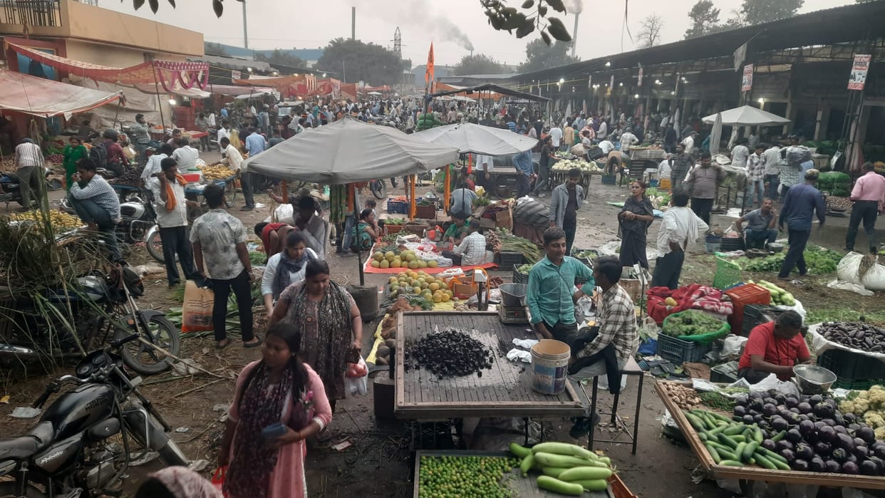 The devotees made a clay stove and celebrated Kharna