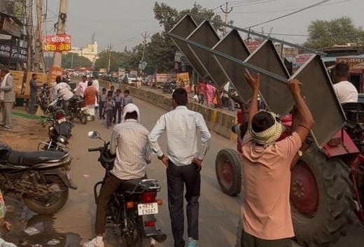 Crackdown on increasing encroachment on roads begins