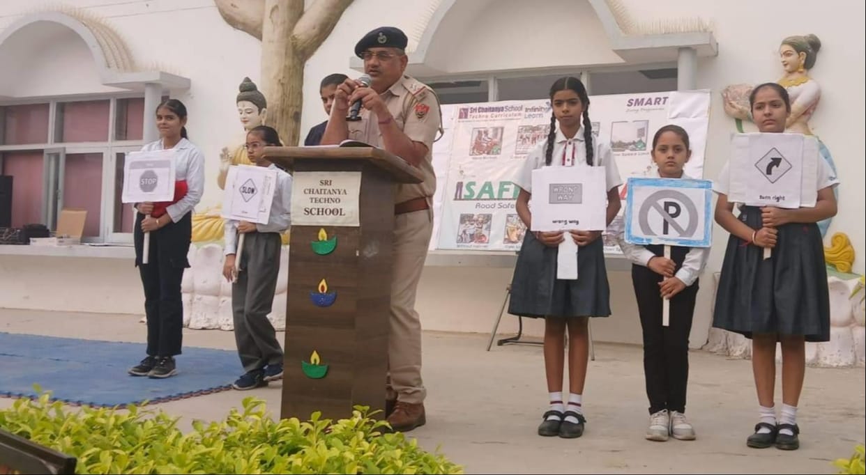 Road safety quiz competition on November 12