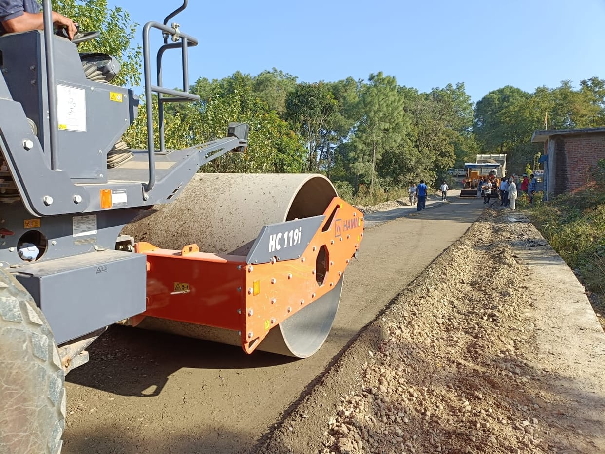 Nadaun-Deotsiddh road widened, paving work started