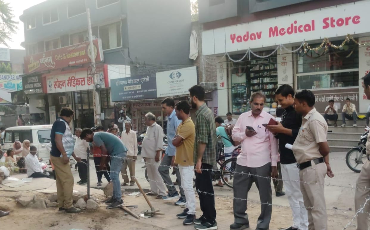 Municipal council removed encroachment from government land