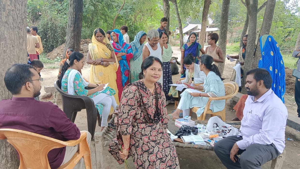 Three hundred medicos of the district will take care of the health of the villagers