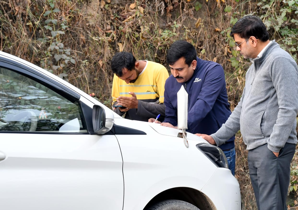 RTO issued challan of six vehicles and fined Rs 25 thousand