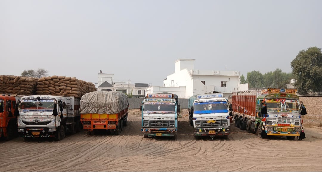 25 crore worth of dal rice reached mahakumbh 10 lakh kg of tea and blankets worth 50 crores providing relief