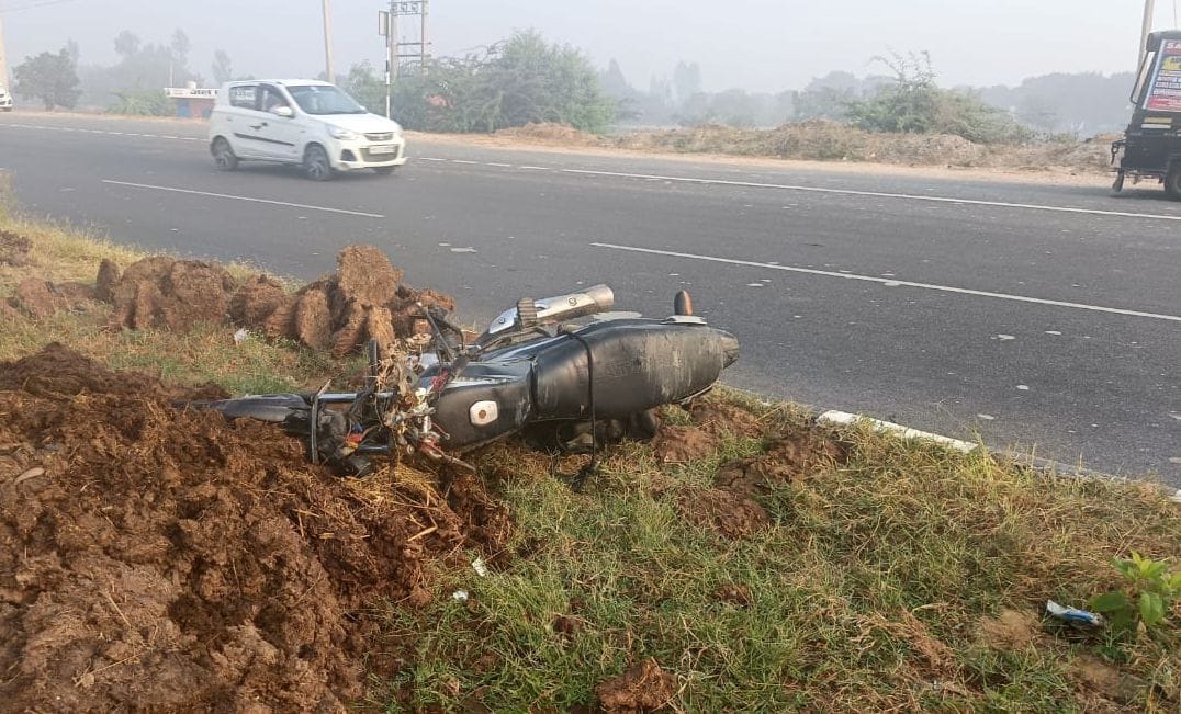 The bike went out of control and collided with a pole, driver died