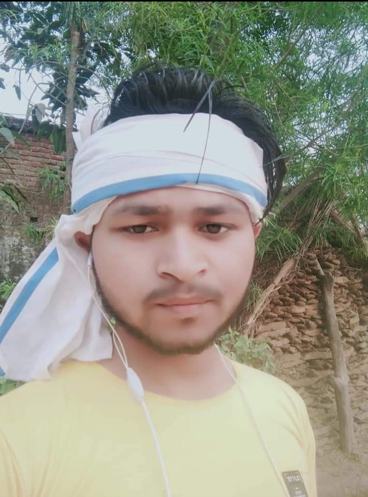 Young man dies due to electric shock, two burnt