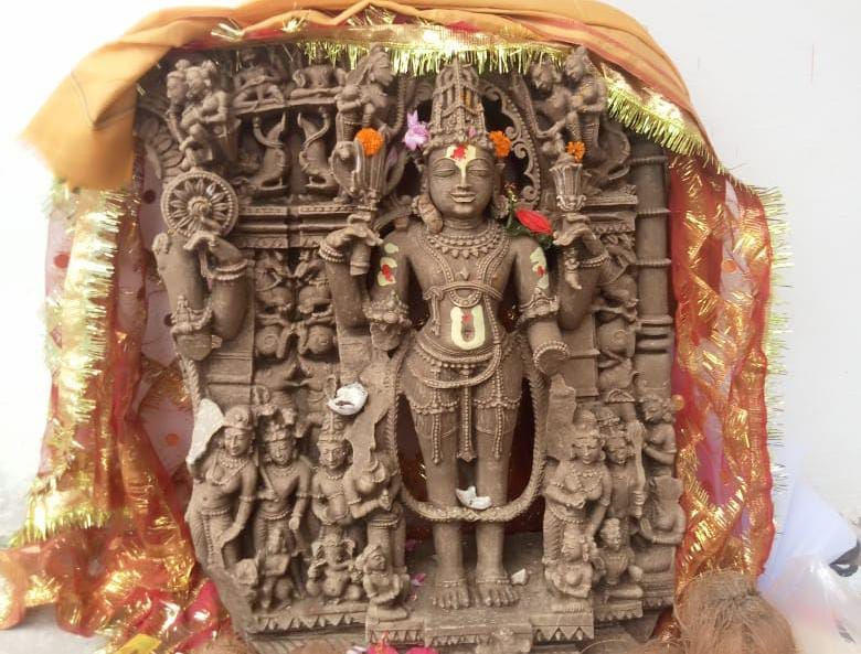 The priest of the temple had a dream so he did the digging found the statue of Lord Vishnu