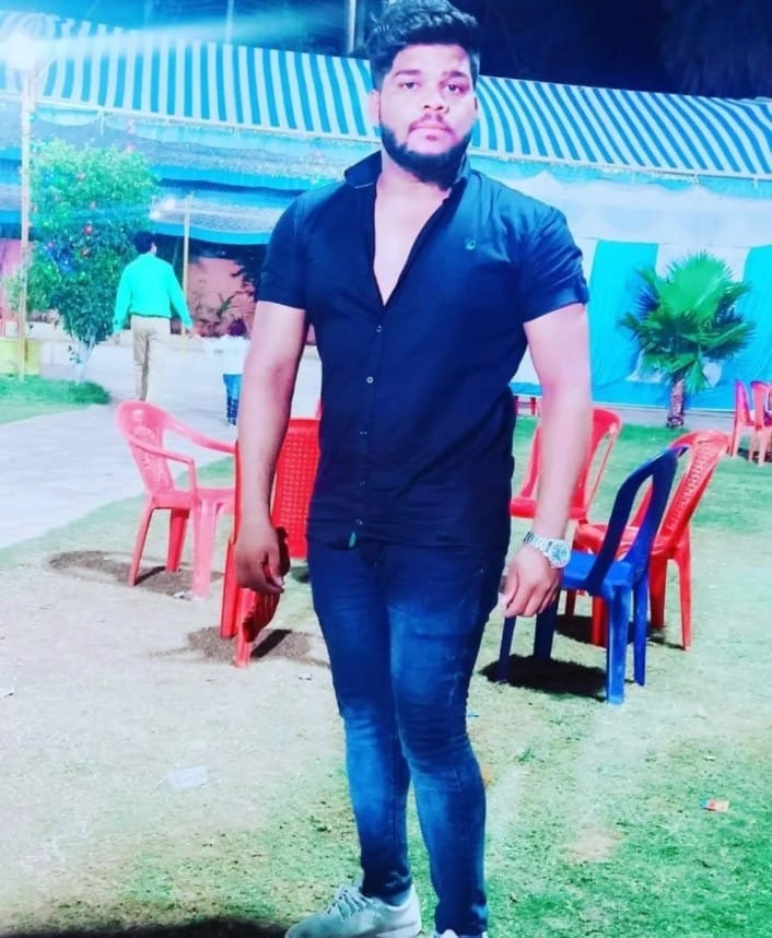 Young man returned home after playing football, got heart attack, died at the age of 22