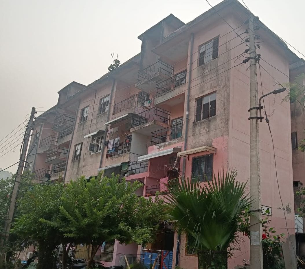 The city council gave the house lying vacant for a decade to the contractor.