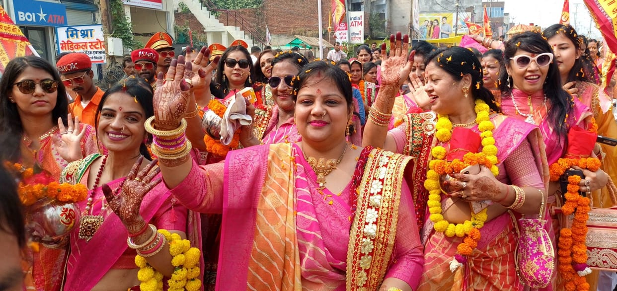 Devotees danced to grandmother's bhajan
