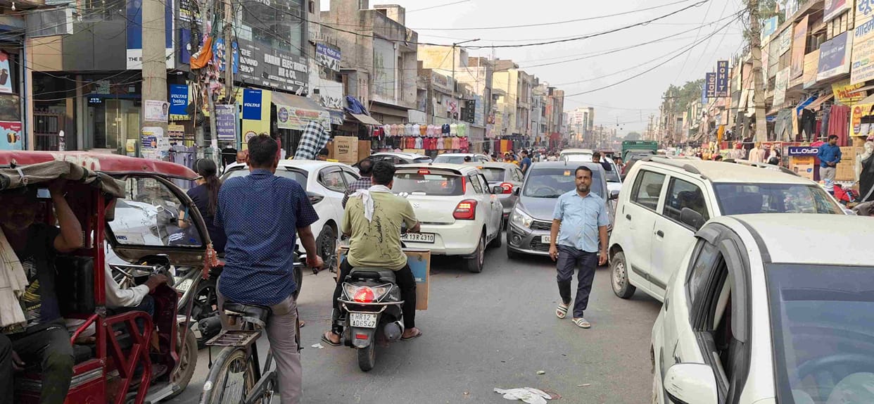 60 feet wide road, 10 feet remains due to encroachment