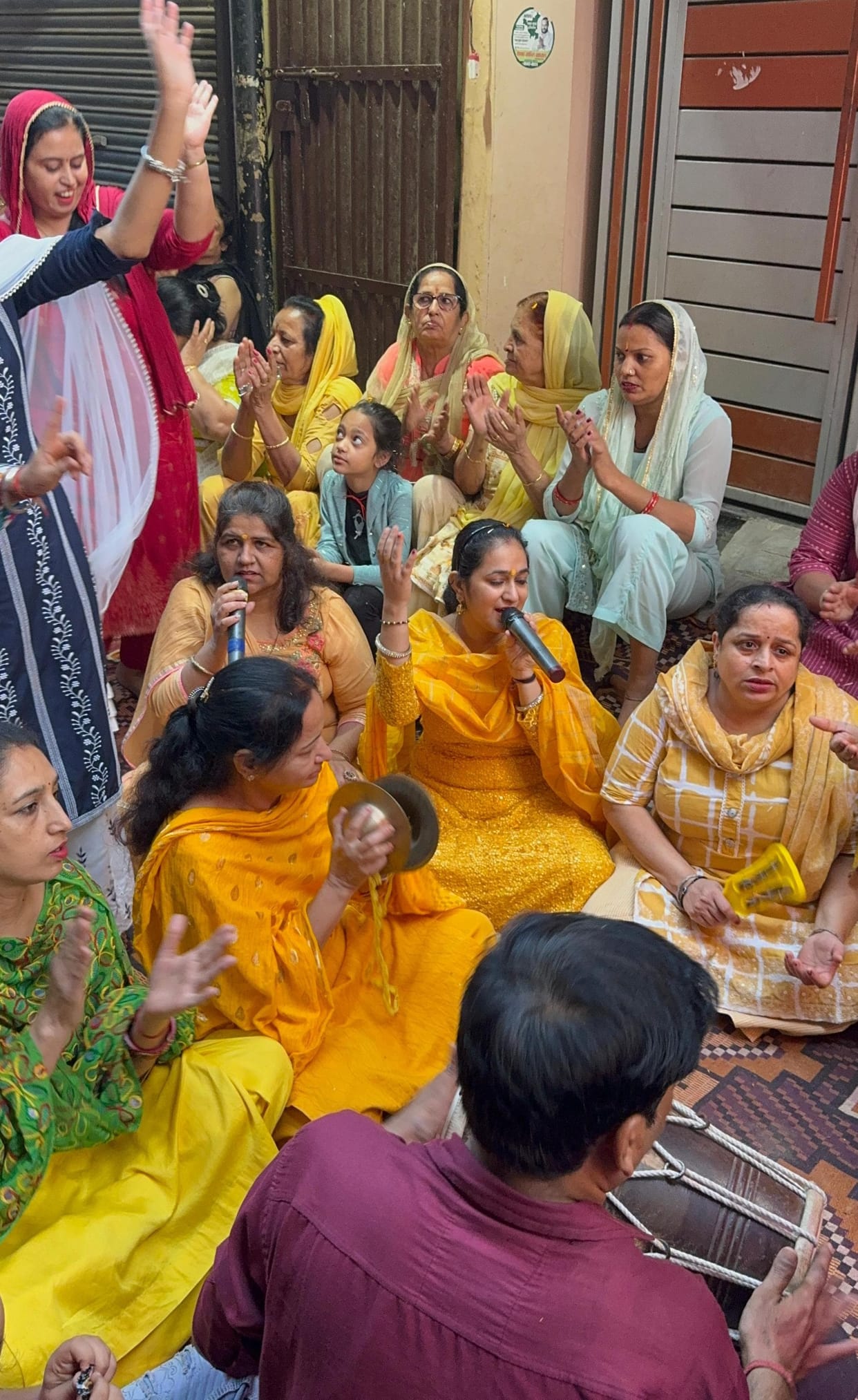 Lord, when the group of your bhajans comes out, the words of Hare Krishna Hare Ram will come out of the mouth.