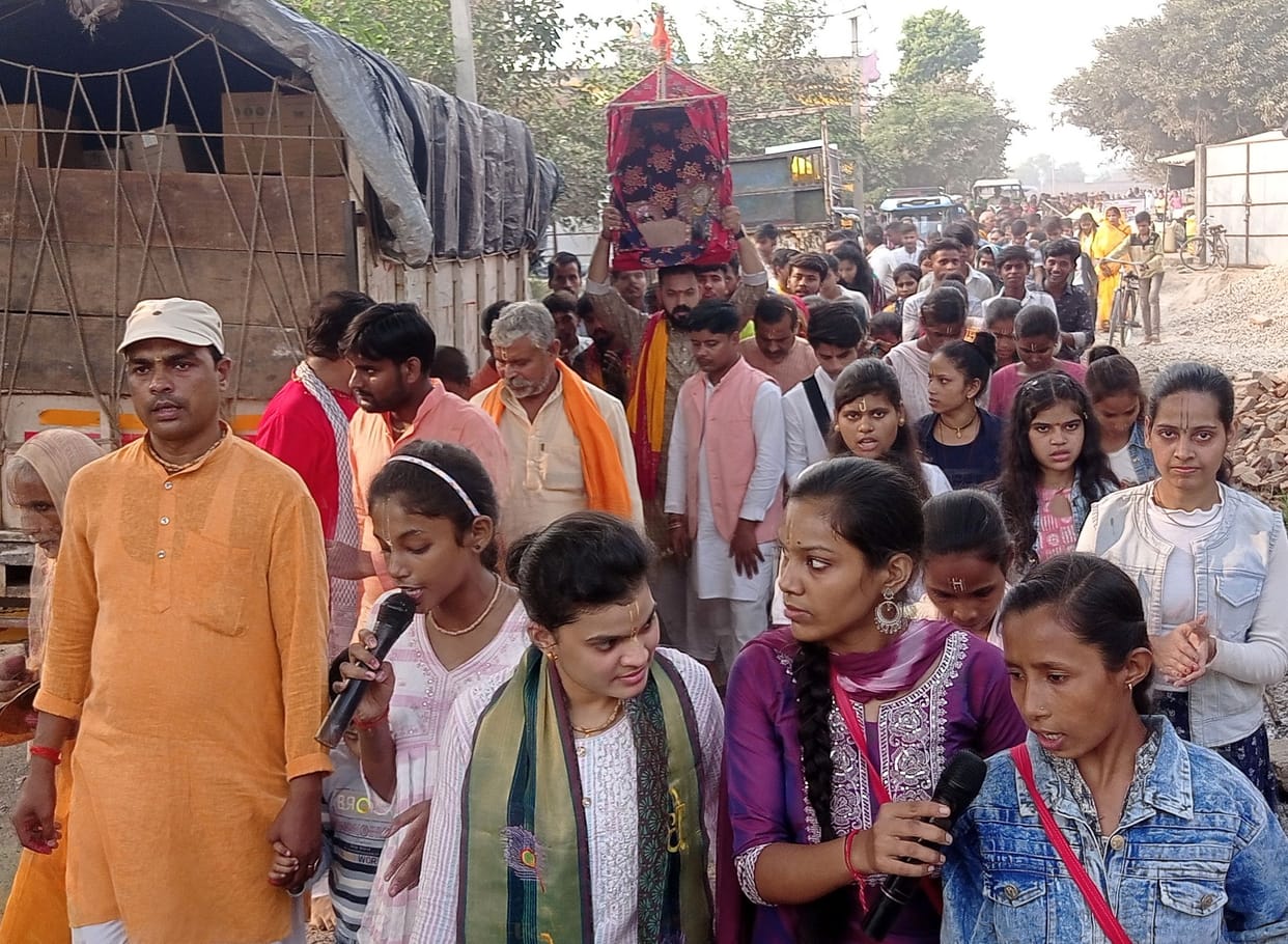 Devotees took out a Sankirtan Yatra on Akshaya Navami