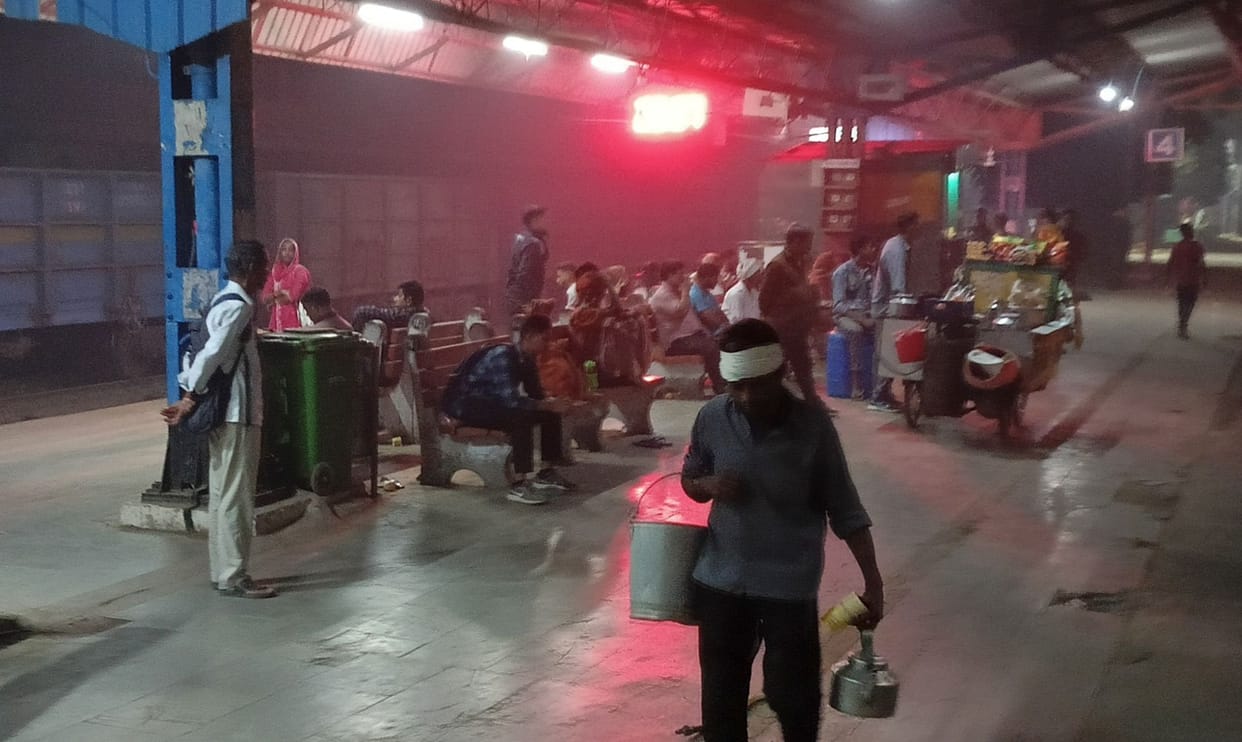 Train from Delhi did not reach Jind, passengers kept waiting