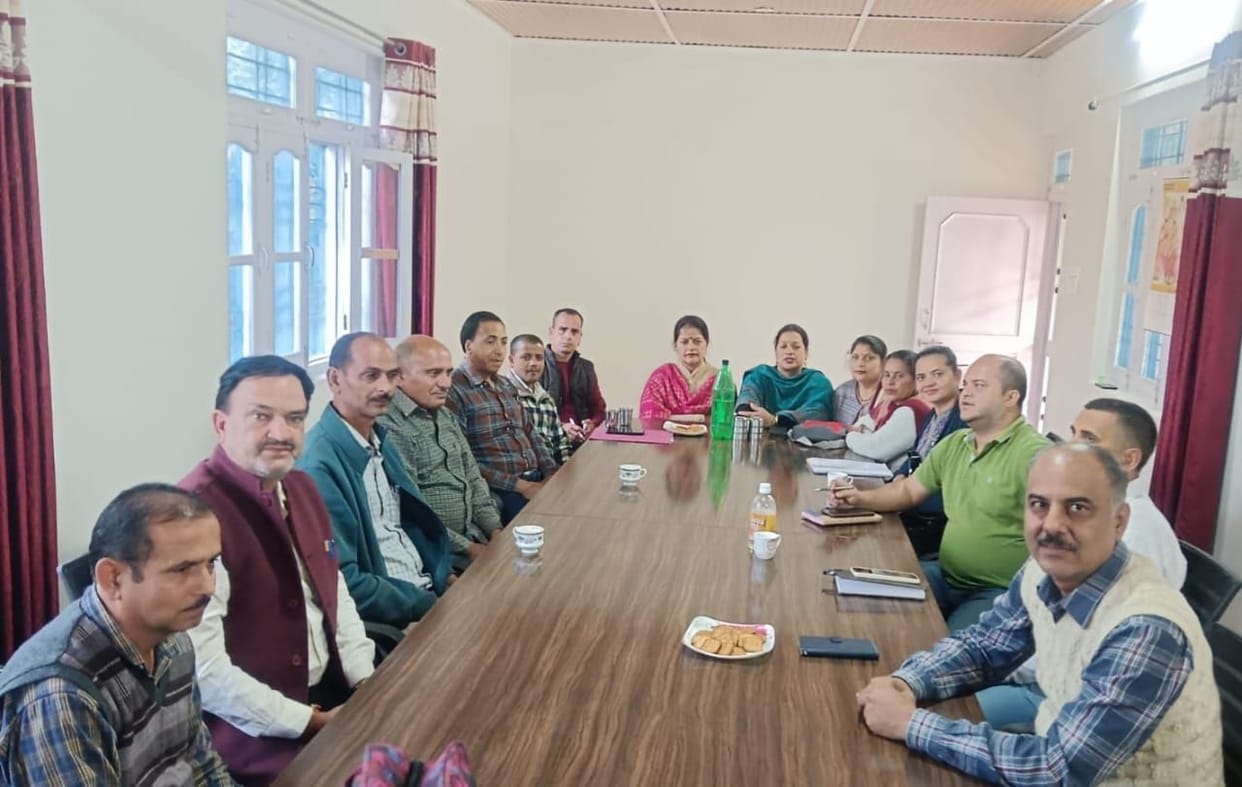 Brainstorming with the affected people of Plon power project