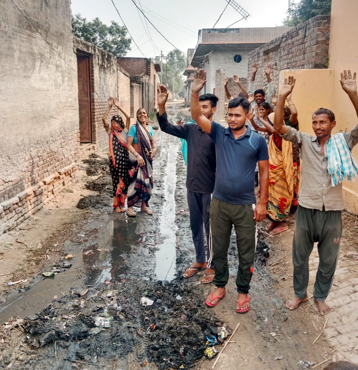 Villagers of Barni protested against garbage and waterlogging