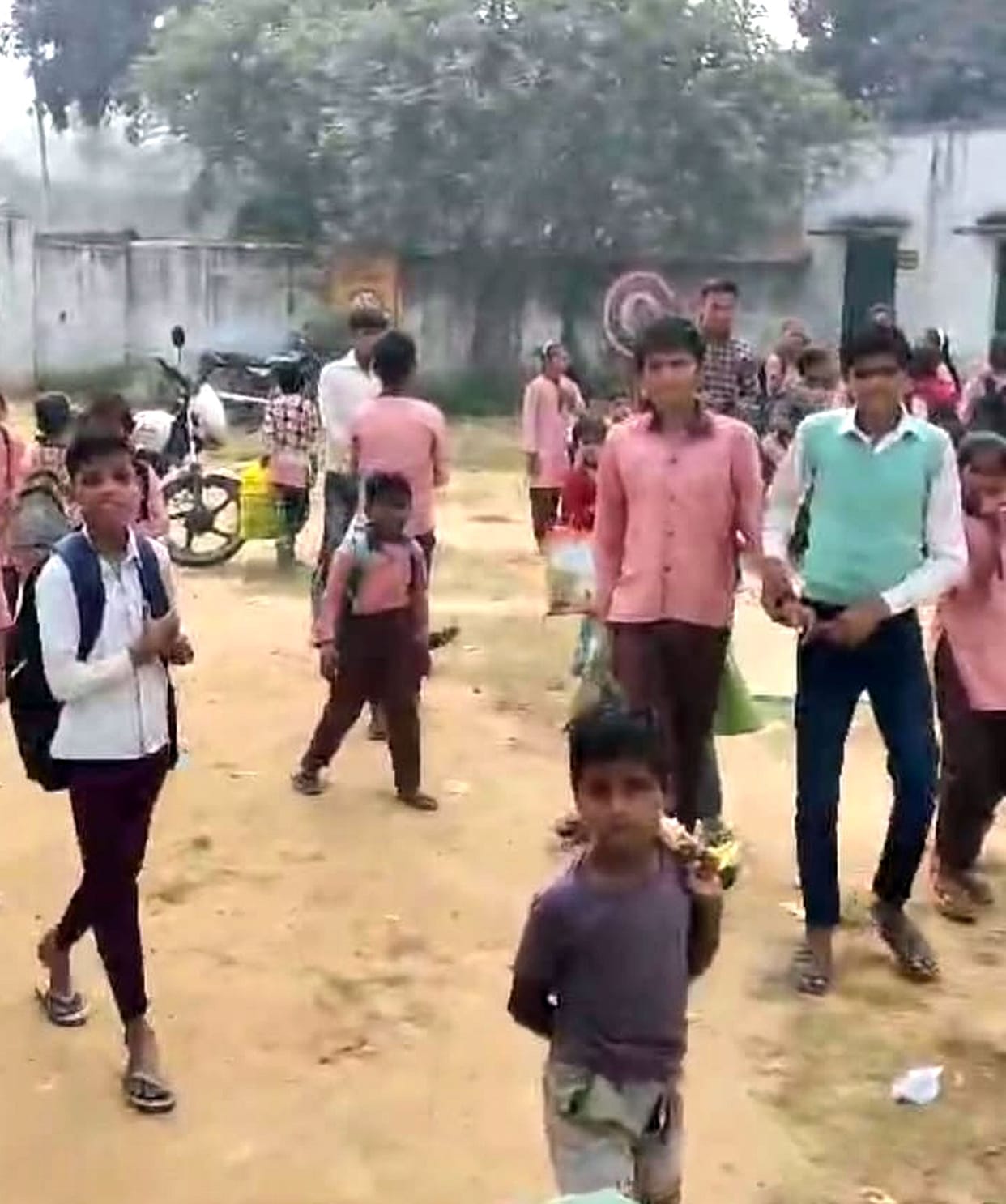 Locks remained hanging in Samvilian Vidyalaya Bhatpura, children returned
