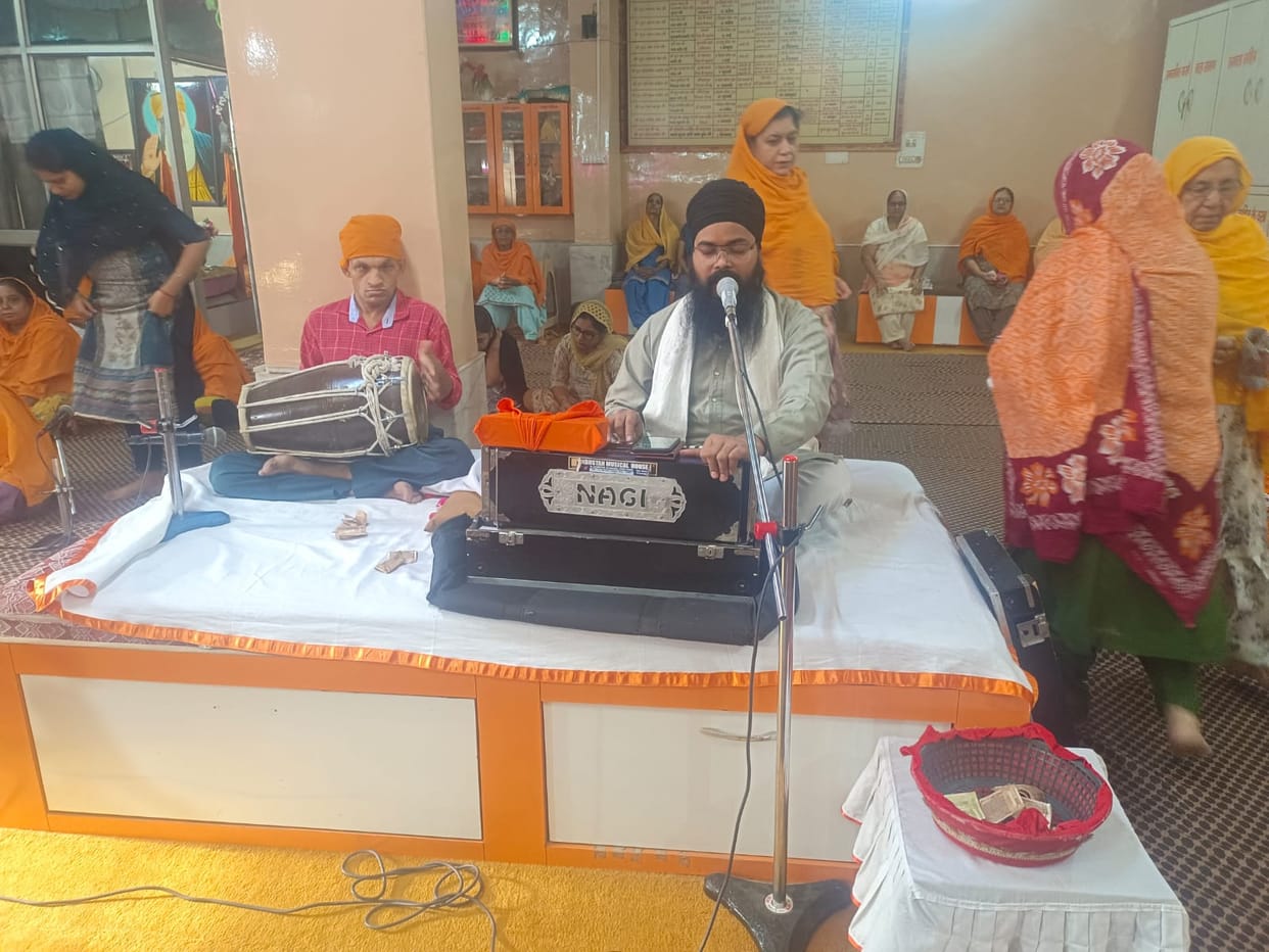 Akhand Path begins on the occasion of Prakash Parv of Guru Nanak Dev