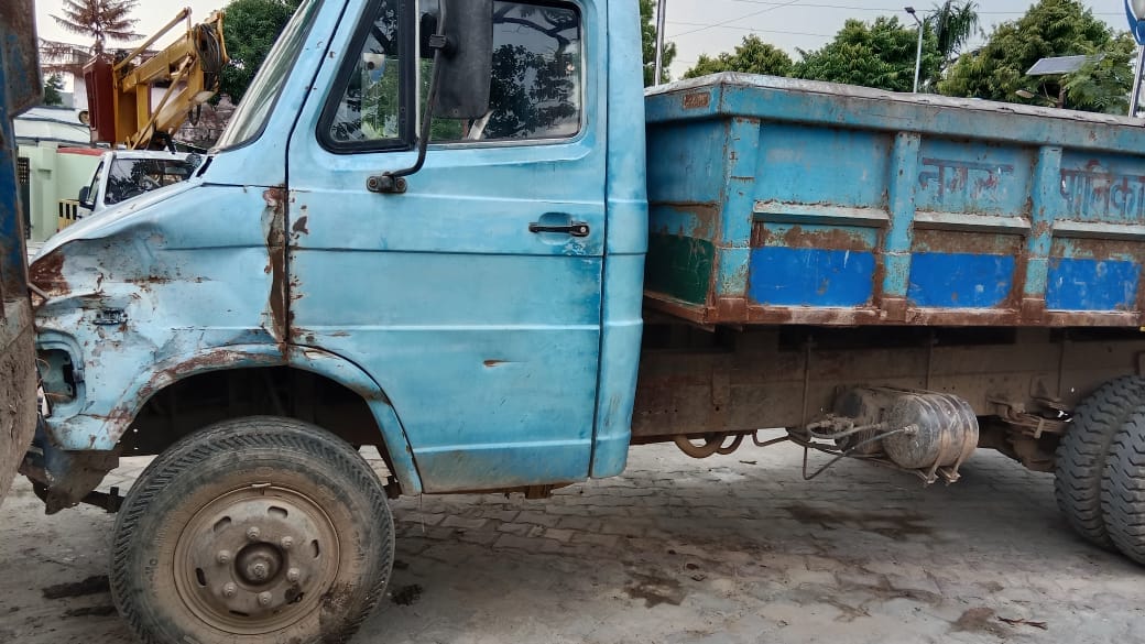 240 government vehicles in the division will be sold as scrap.