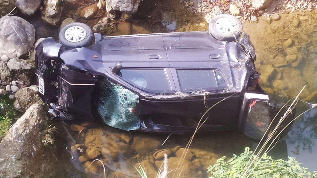 Uncontrolled car falls into drain, three people including child injured
