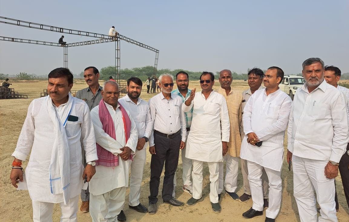 Akhilesh Yadav will hold a public meeting on 15th