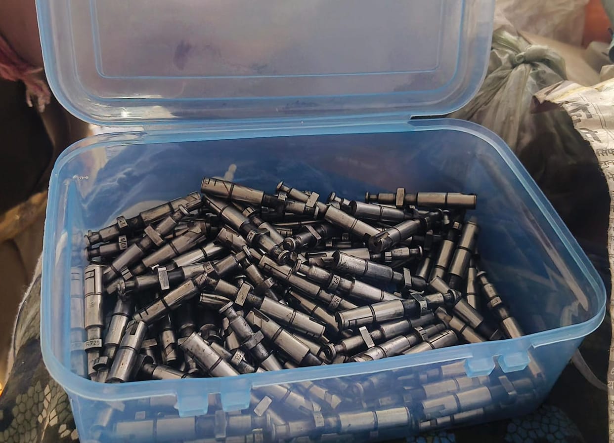 Fake nozzle-plungers being made in the name of branded caught