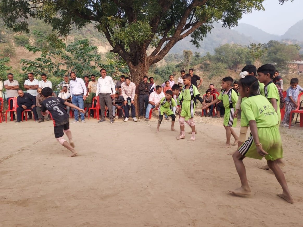 In Kabaddi, Dulhet defeated Toba subdivision, made it to the finals.