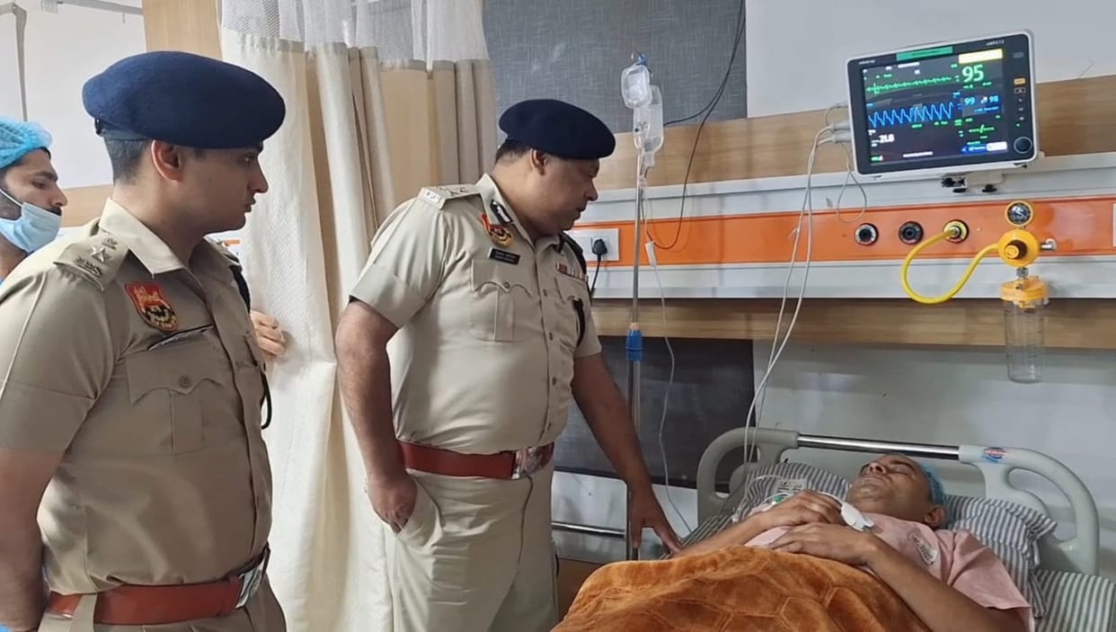 IG reached the hospital to inquire about the well-being of the injured policeman