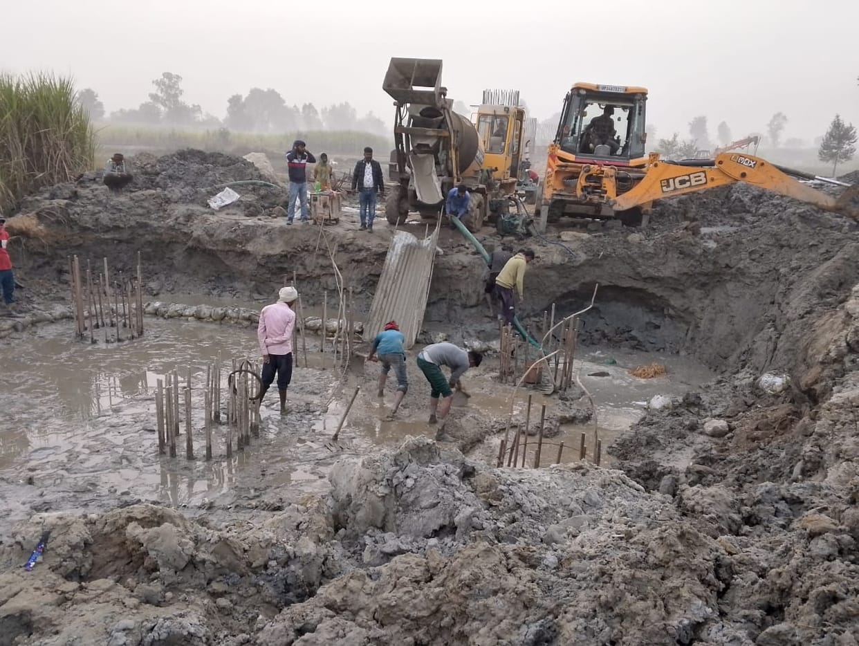 Construction of two-lane bridge is progressing rapidly on Lohia Ghat