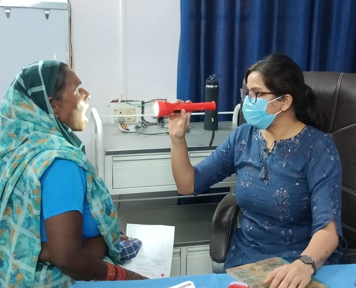 Be careful, cough and sore throat are bothering you in changing weather