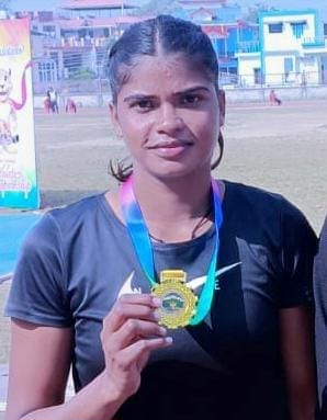 Sadhna broke old records in 800 and 1500 meter race