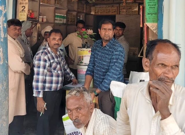 Raid on 31 fertilizer and seed shops, license of one suspended