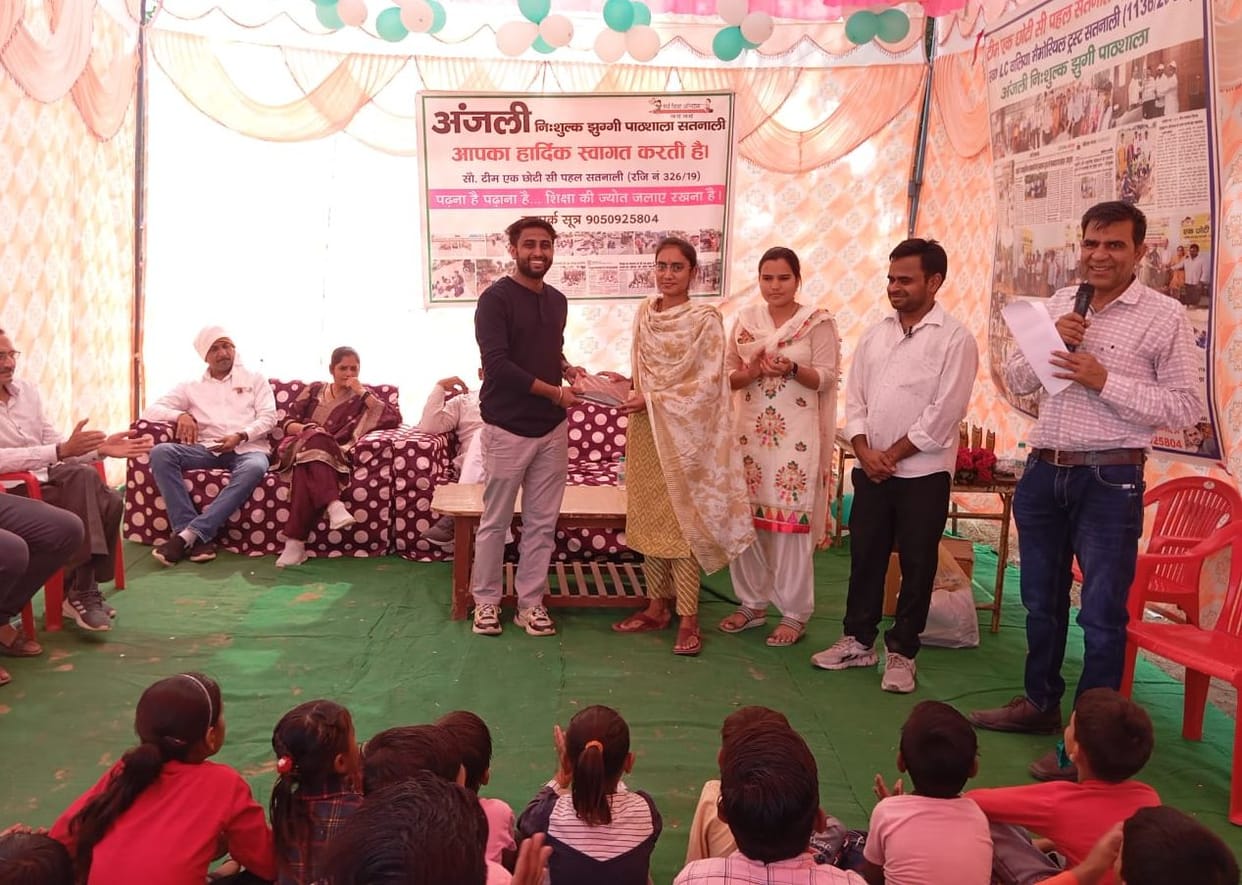 21 meritorious students honored