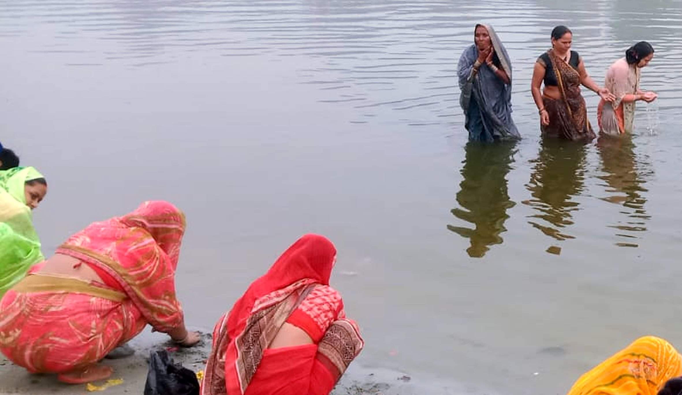 Kartik Month 2025 Importance of Kartik Snan Do These Rituals to Please Vishnu and Lakshmi